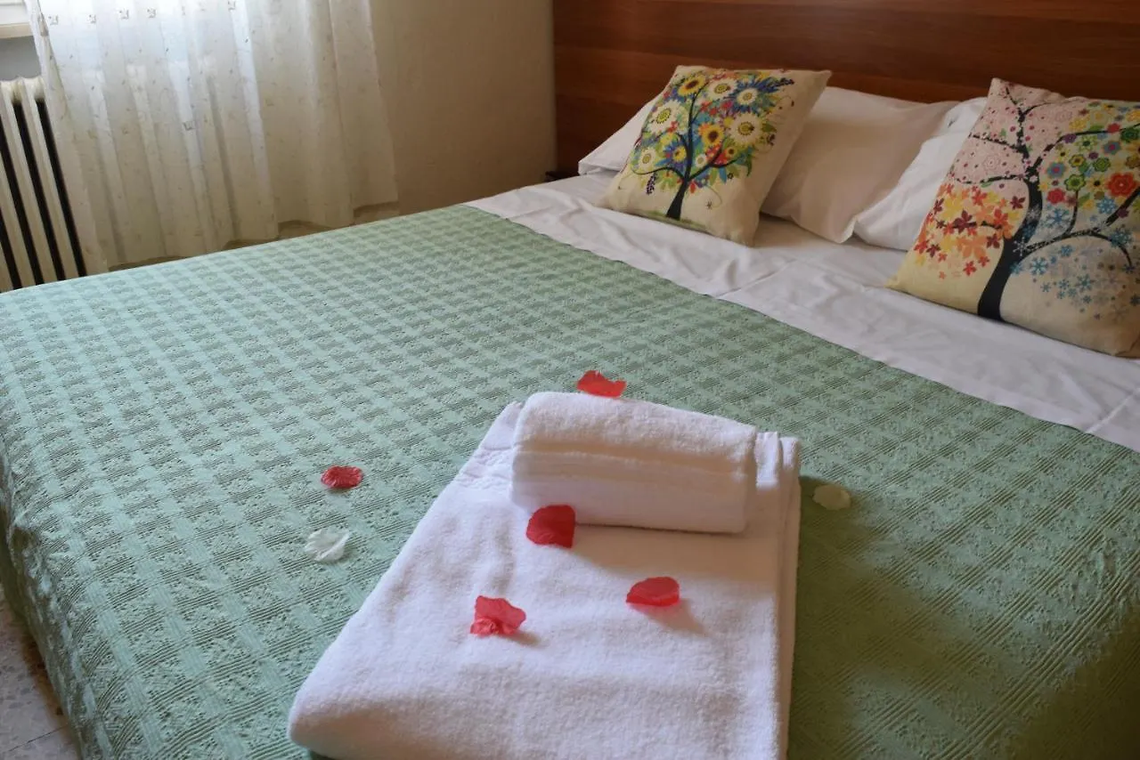 Albergo Trattoria Fioravante Peschiera del Garda 0*,