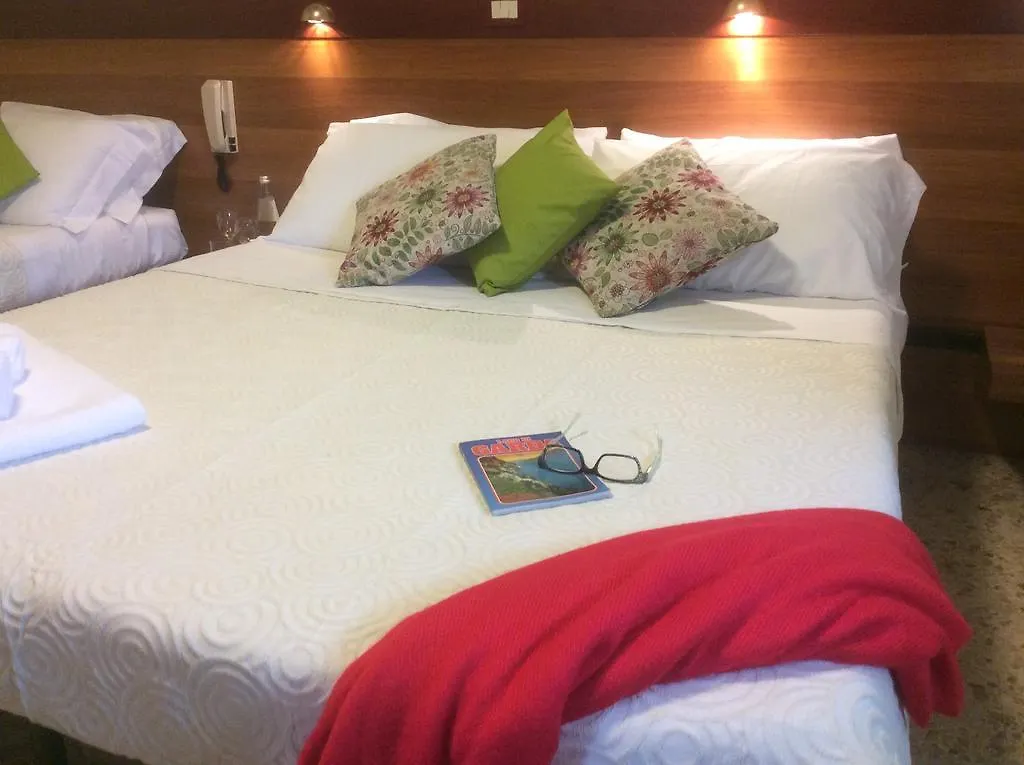Albergo Trattoria Fioravante Peschiera del Garda 0*,