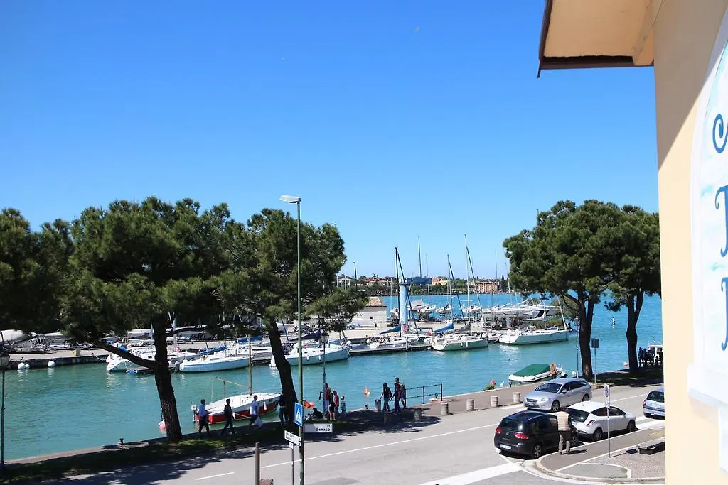 Albergo Trattoria Fioravante Peschiera del Garda Hotell